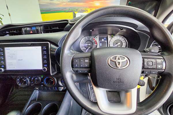 2022 Toyota Hilux SR GUN126R 4X4