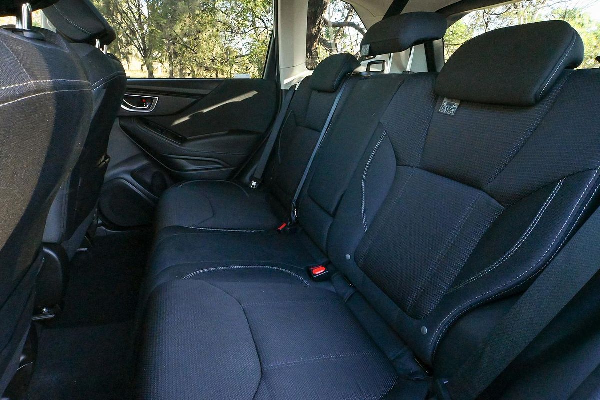2023 Subaru Forester 2.5i S5