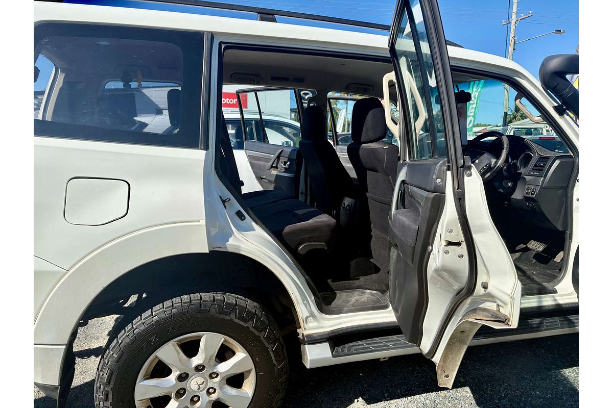 2014 Mitsubishi Pajero GLX-R NW