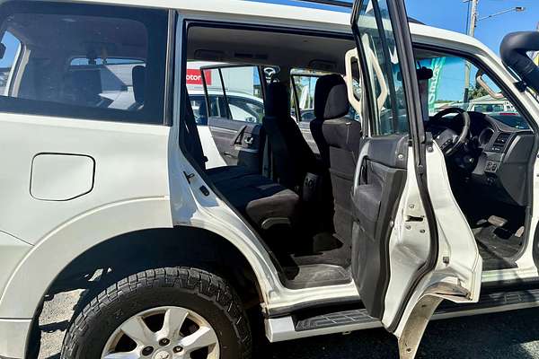 2014 Mitsubishi Pajero GLX-R NW