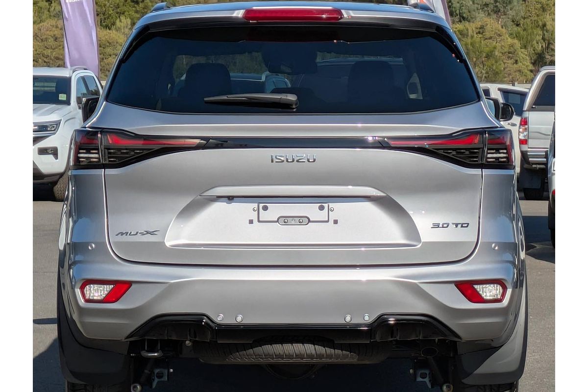 2025 Isuzu MU-X LS-U