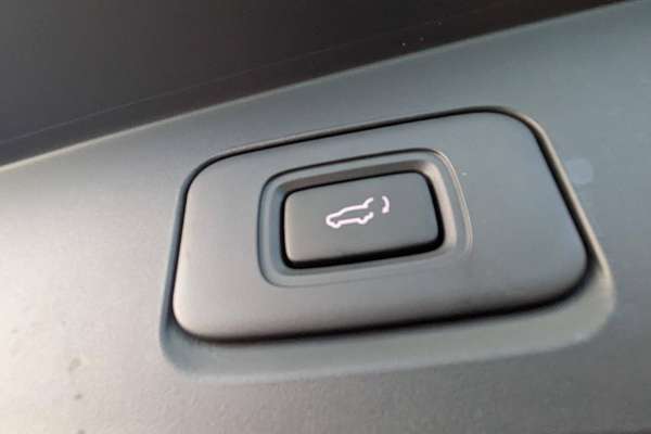 2025 Isuzu MU-X LS-U
