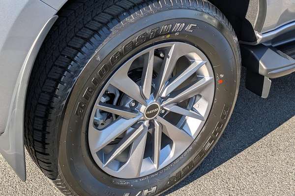 2025 Isuzu MU-X LS-U