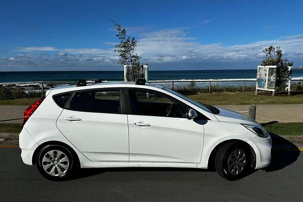 2016 Hyundai Accent Active RB3