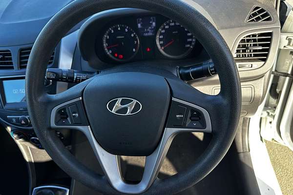 2016 Hyundai Accent Active RB3