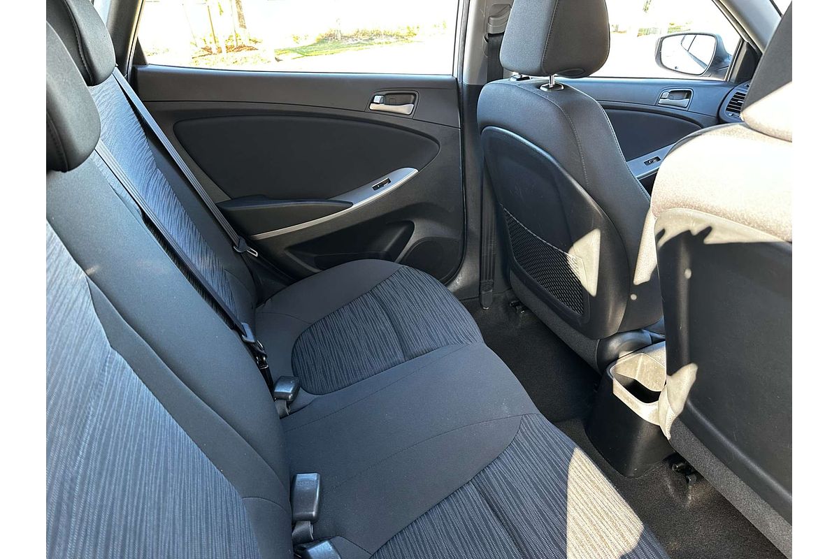 2016 Hyundai Accent Active RB3