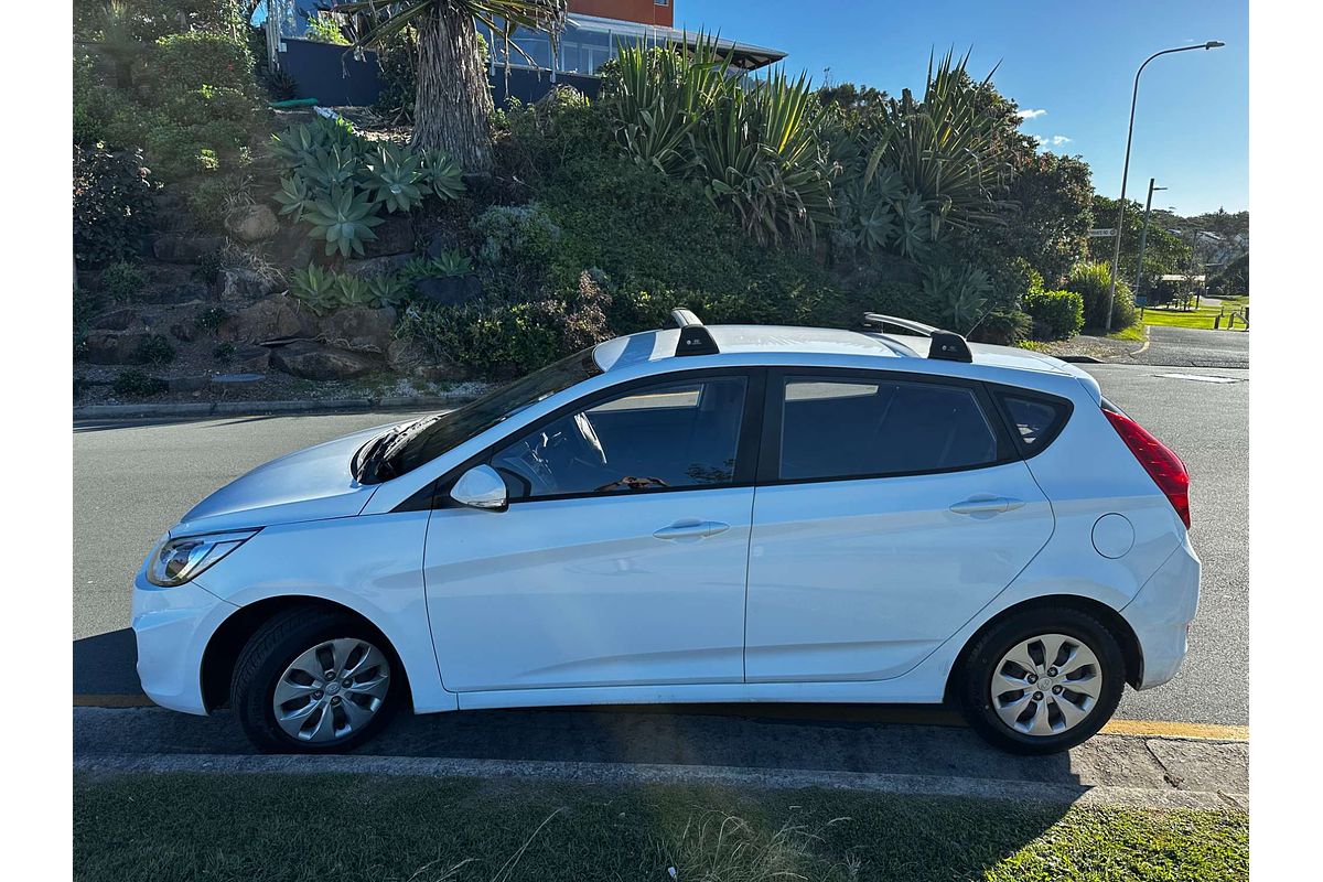 2016 Hyundai Accent Active RB3