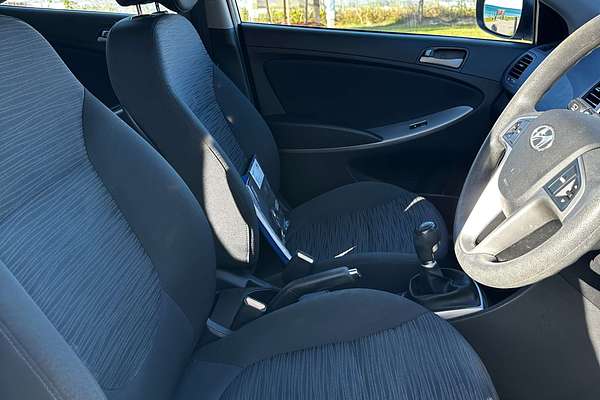 2016 Hyundai Accent Active RB3