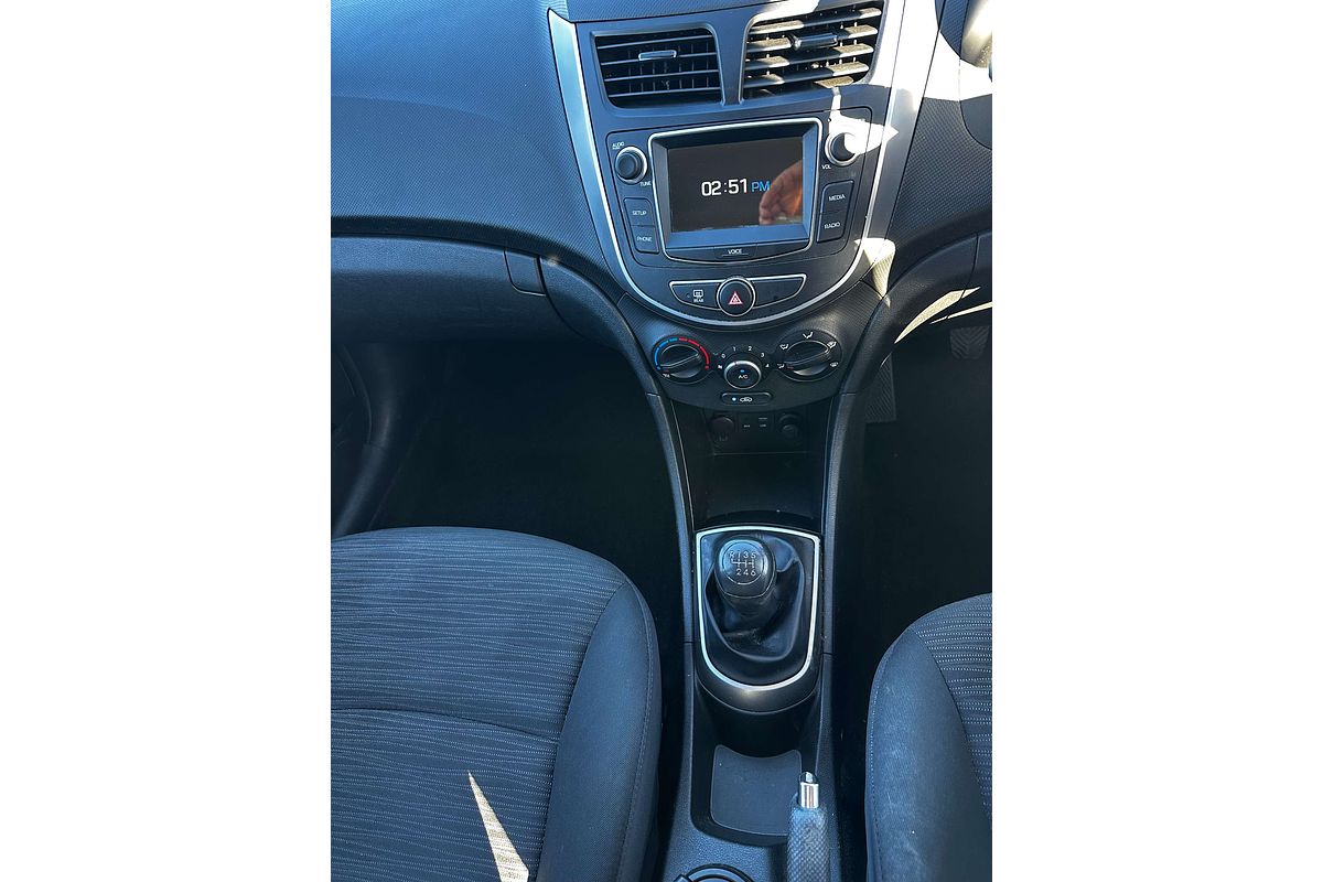 2016 Hyundai Accent Active RB3