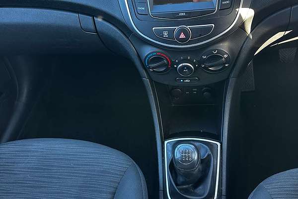 2016 Hyundai Accent Active RB3