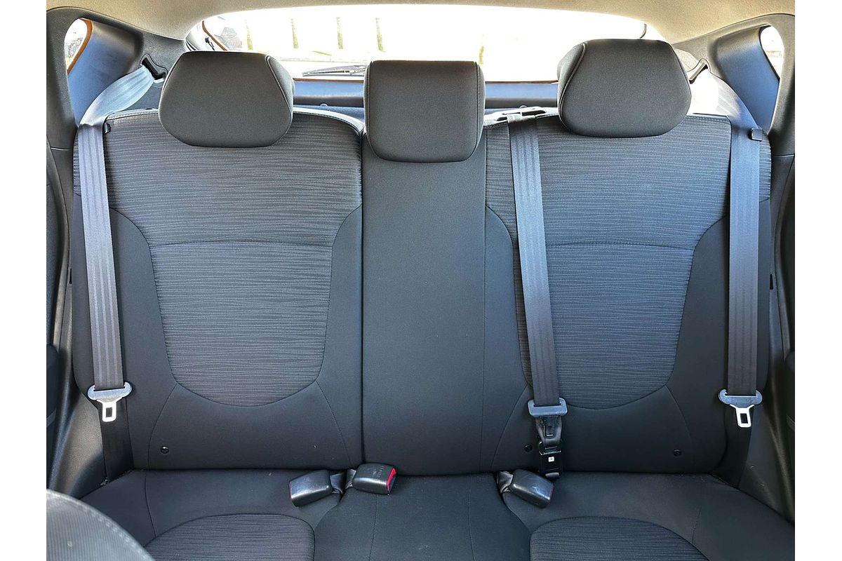 2016 Hyundai Accent Active RB3