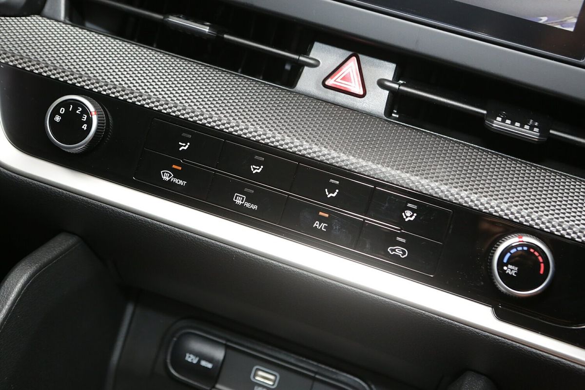 2025 Kia Sportage S NQ5