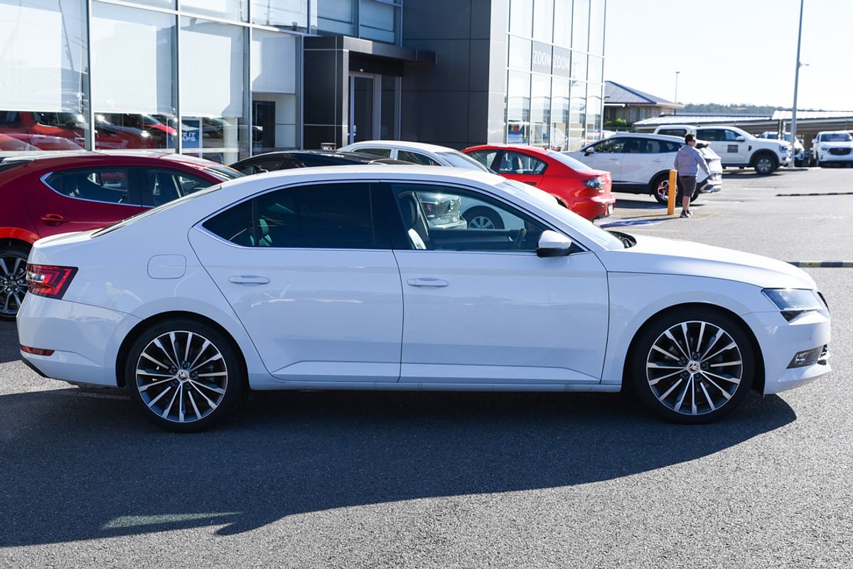 2018 SKODA Superb 162TSI NP