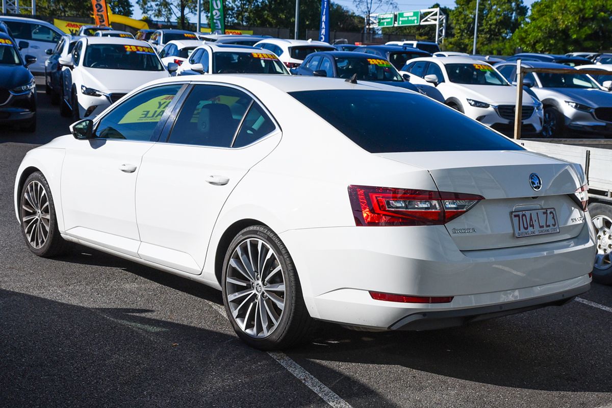 2018 SKODA Superb 162TSI NP