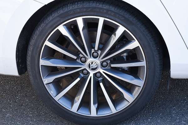 2018 SKODA Superb 162TSI NP thumb-4
