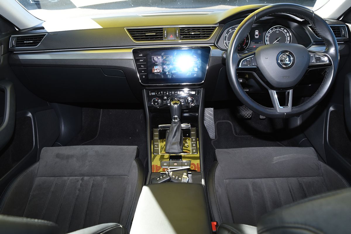 2018 SKODA Superb 162TSI NP