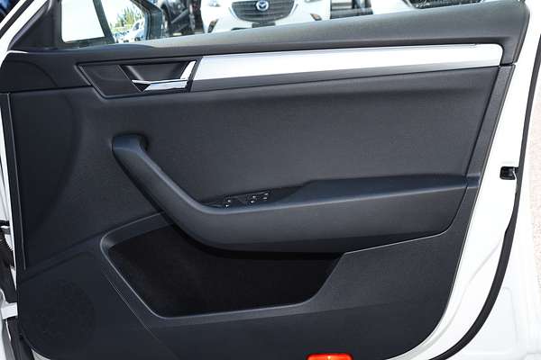2018 SKODA Superb 162TSI NP thumb-15