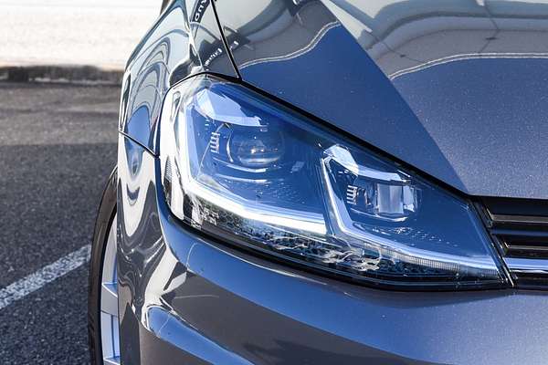 2017 Volkswagen Golf 110TSI Highline 7.5 thumb-1