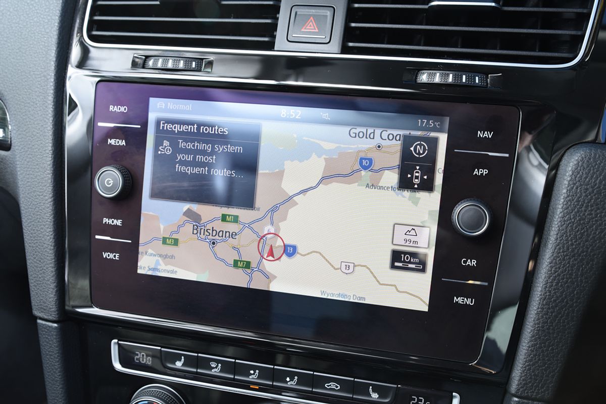 2017 Volkswagen Golf 110TSI Highline 7.5