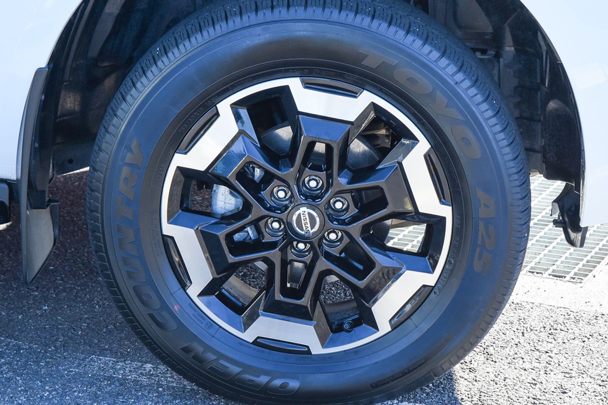 2023 Nissan Navara ST-X D23 4X4