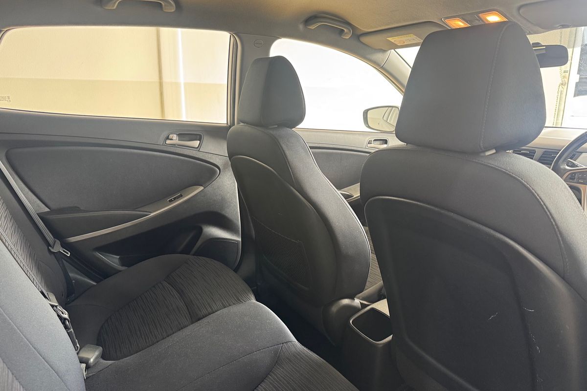 2017 Hyundai Accent Sport RB5