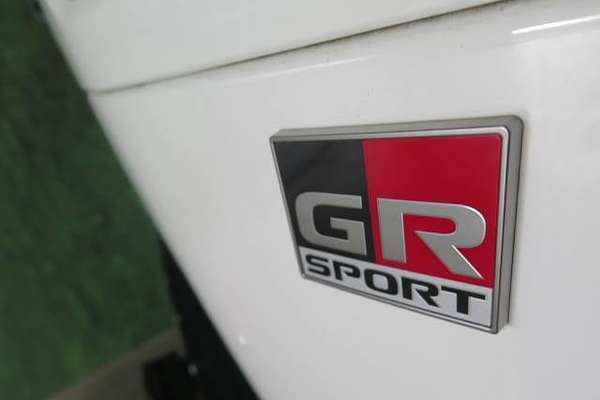 2023 Toyota LANDCRUISER FJA300 GR SPORT