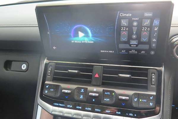 2023 Toyota LANDCRUISER FJA300 GR SPORT