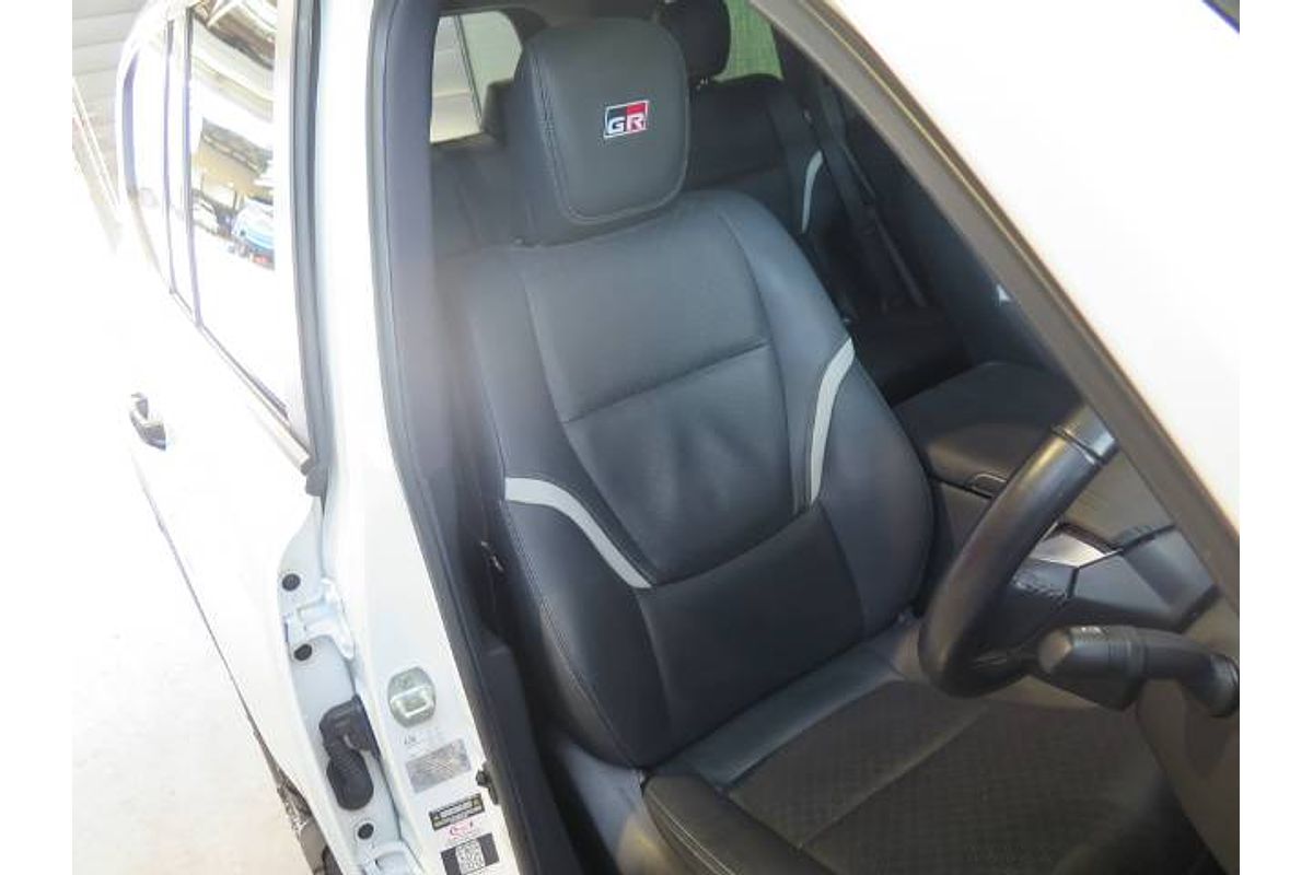2023 Toyota LANDCRUISER FJA300 GR SPORT