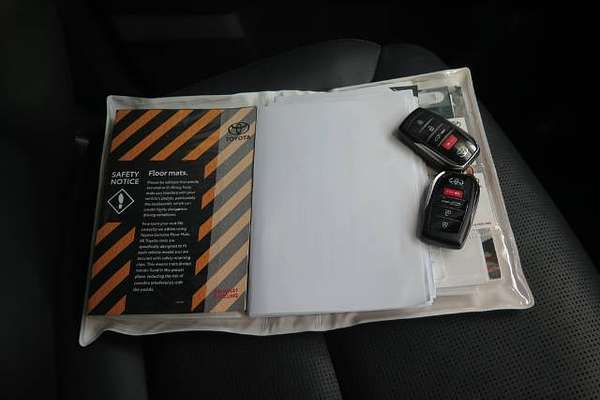 2023 Toyota LANDCRUISER FJA300 GR SPORT