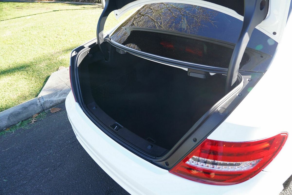 2012 Mercedes-Benz 250 CDI Sport BE W204 MY12