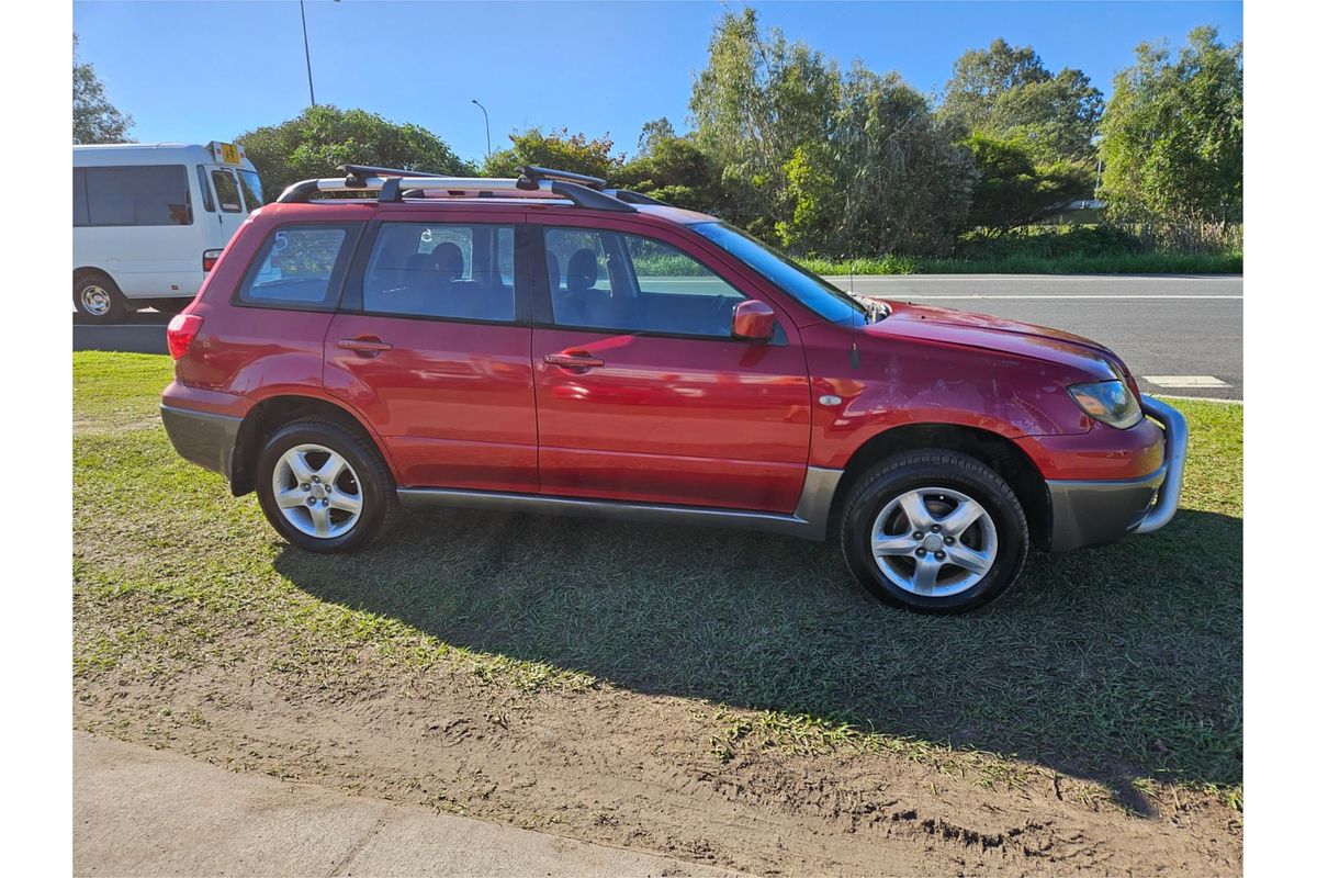 2004 Mitsubishi Outlander XLS ZE