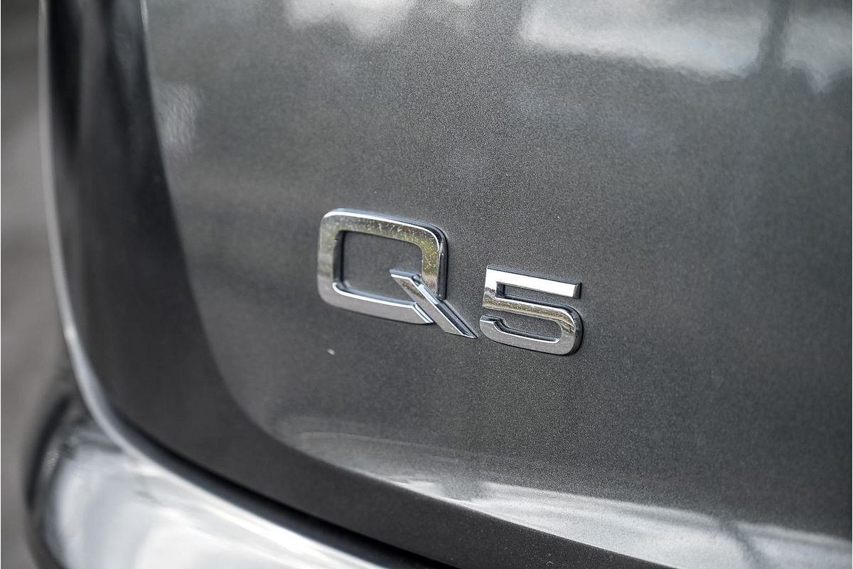 2024 Audi Q5 45 TFSI S line FY