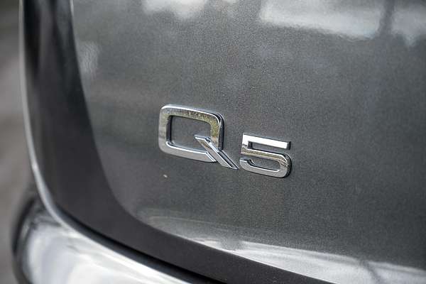2024 Audi Q5 45 TFSI S line FY