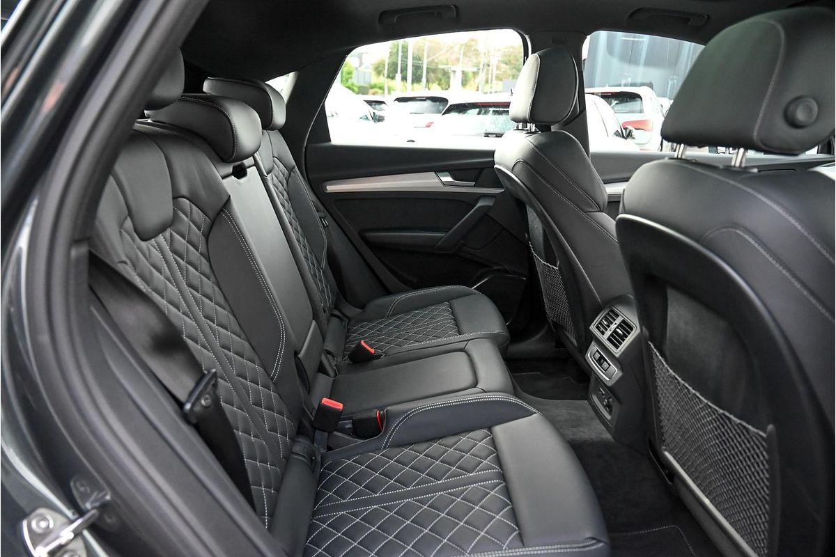 2024 Audi Q5 45 TFSI S line FY