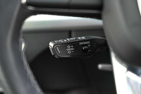 2024 Audi Q5 45 TFSI S line FY