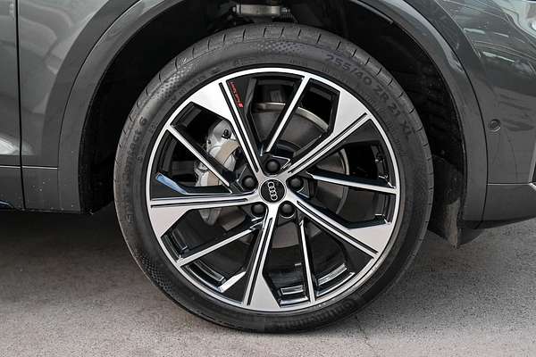 2024 Audi Q5 45 TFSI S line FY