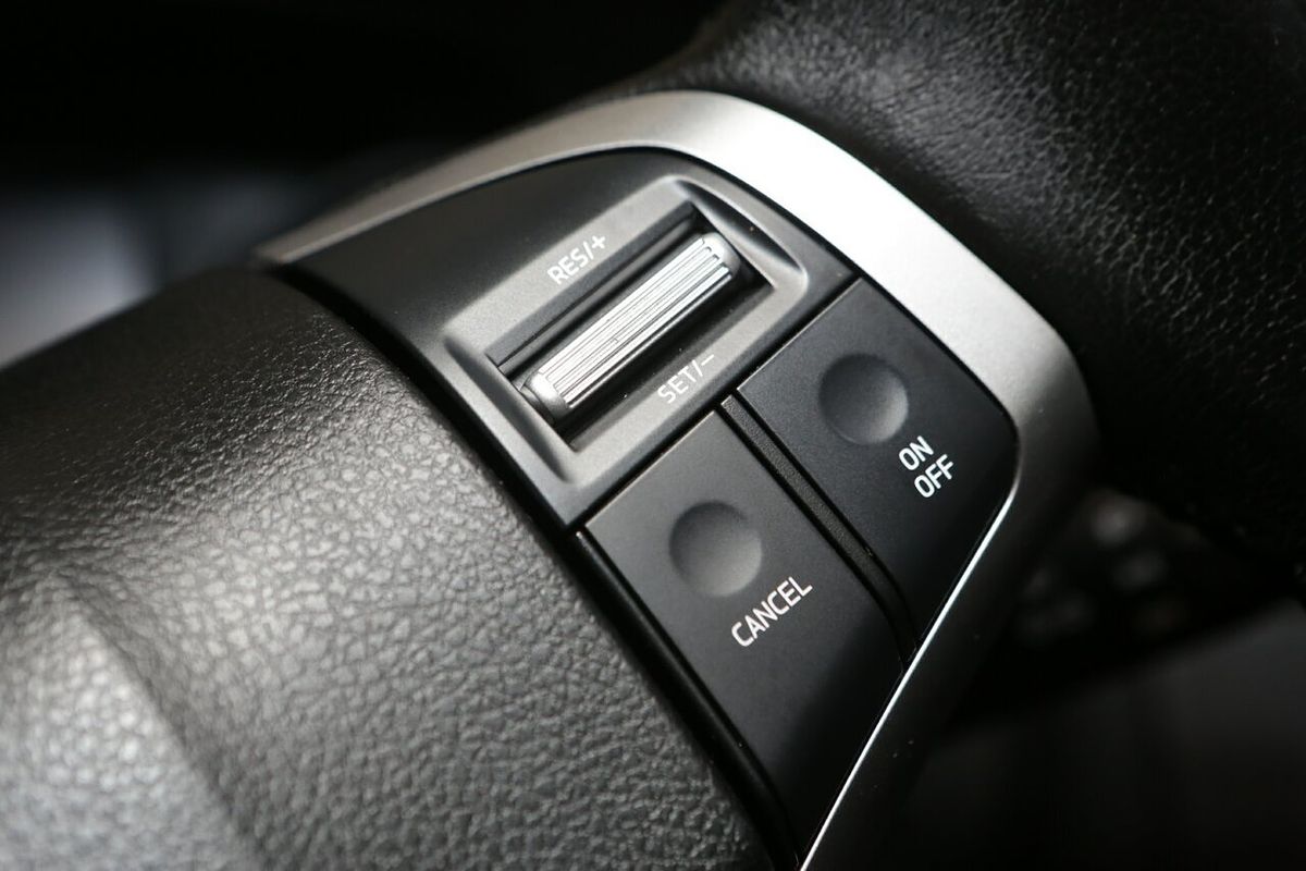 2018 Isuzu D-MAX SX High Ride Rear Wheel Drive
