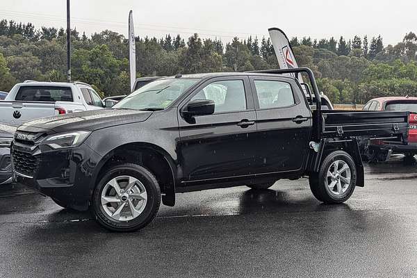 2025 Isuzu D-MAX LS-M 4X4