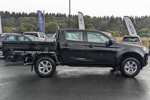 2025 Isuzu D-MAX LS-M 4X4