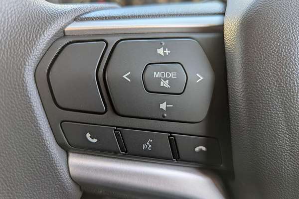 2025 Isuzu D-MAX LS-M 4X4