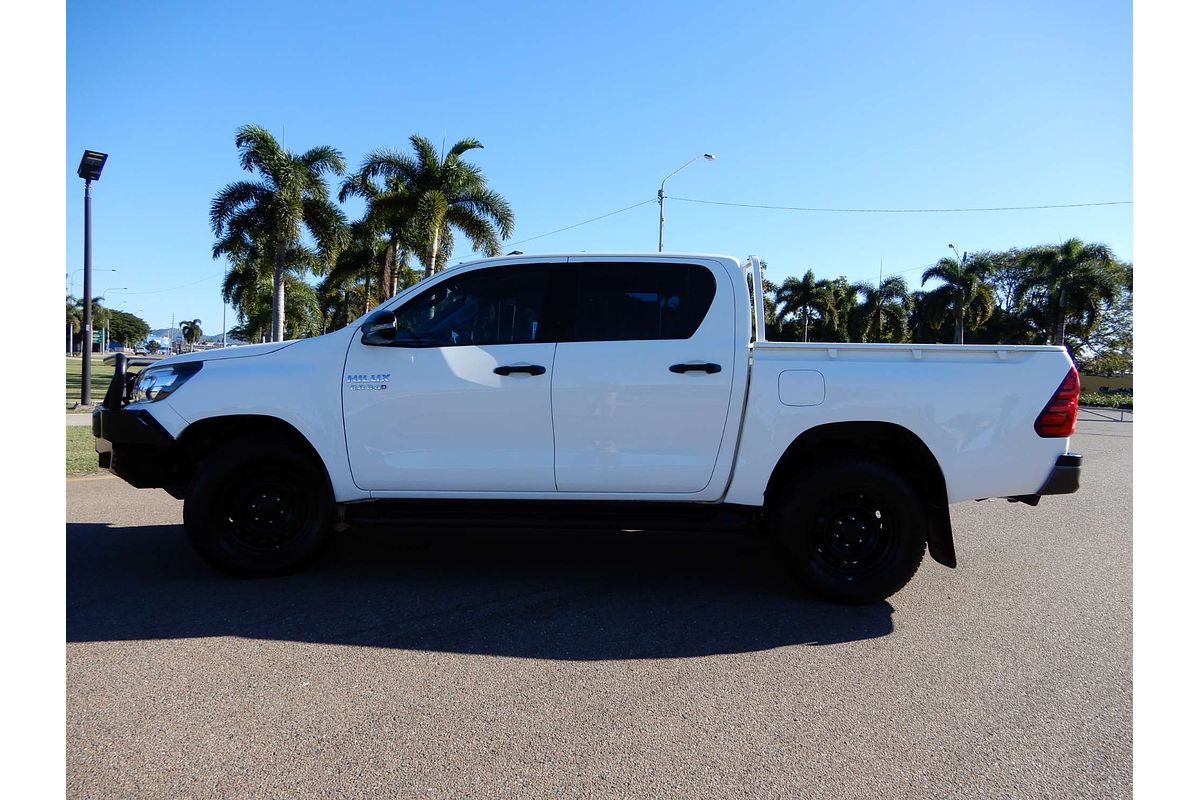 2018 Toyota Hilux SR GUN126R 4X4