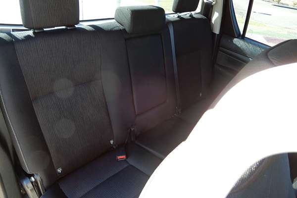 2018 Toyota Hilux SR GUN126R 4X4