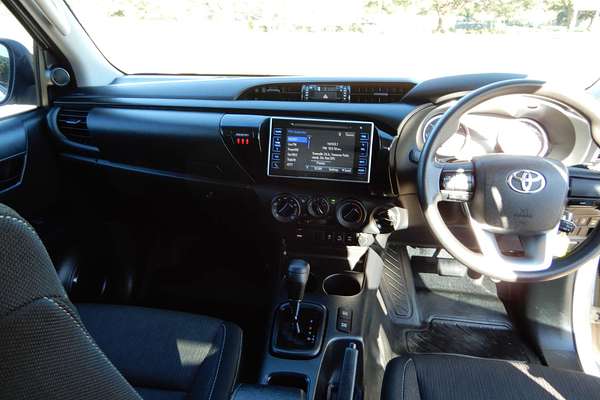2018 Toyota Hilux SR GUN126R 4X4