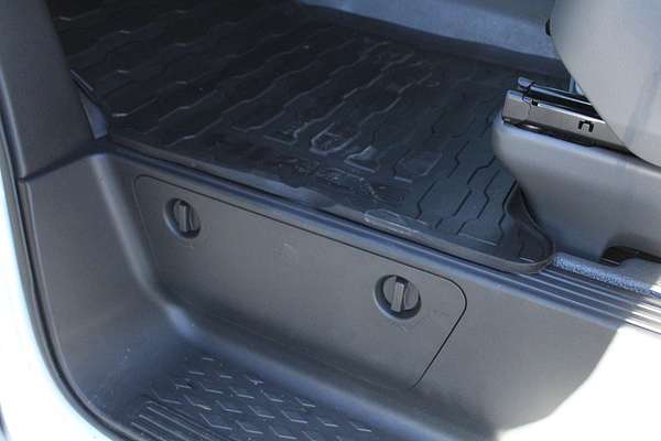 2019 Toyota Hiace GDH300R LWB