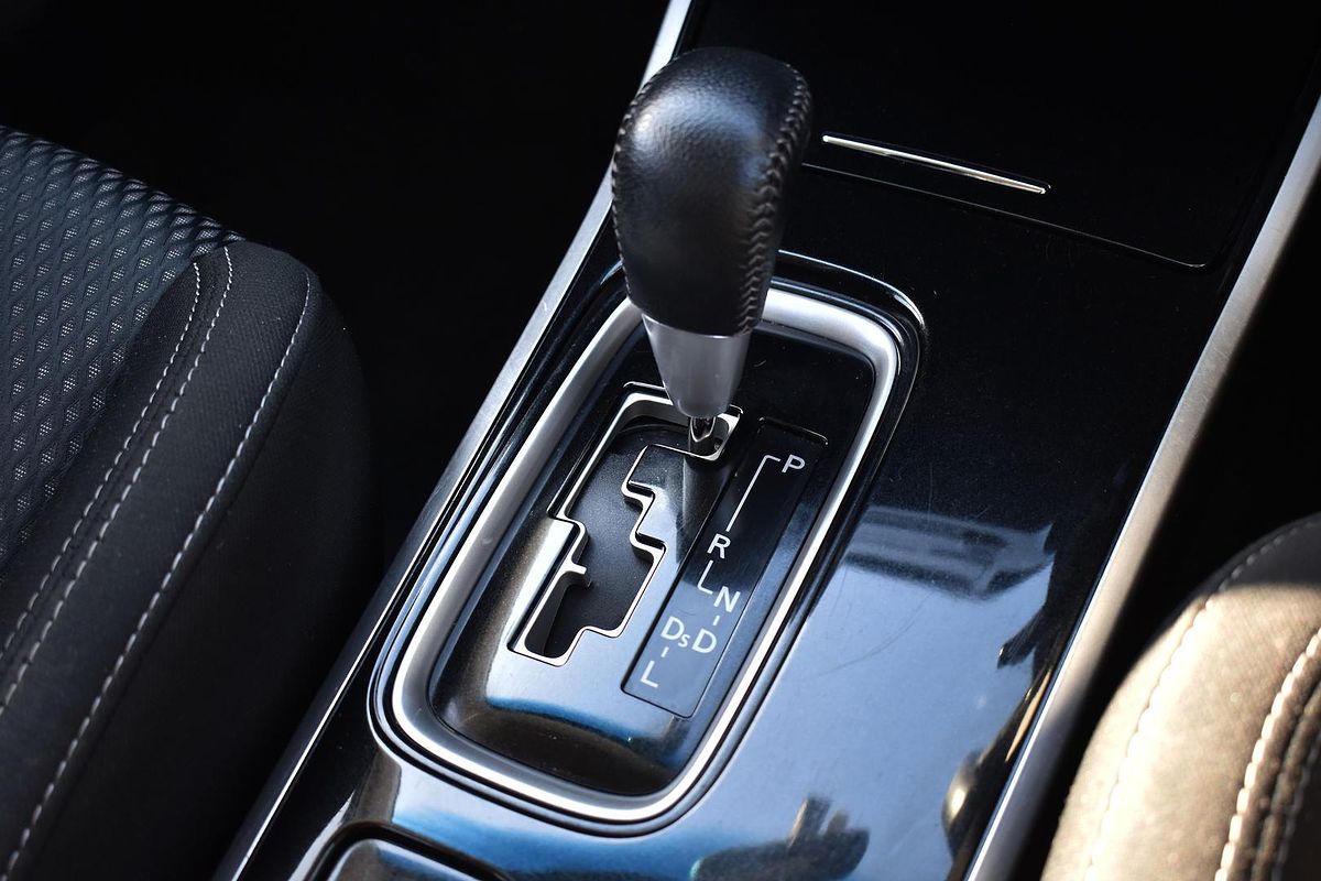 2018 Mitsubishi Outlander ES ZL