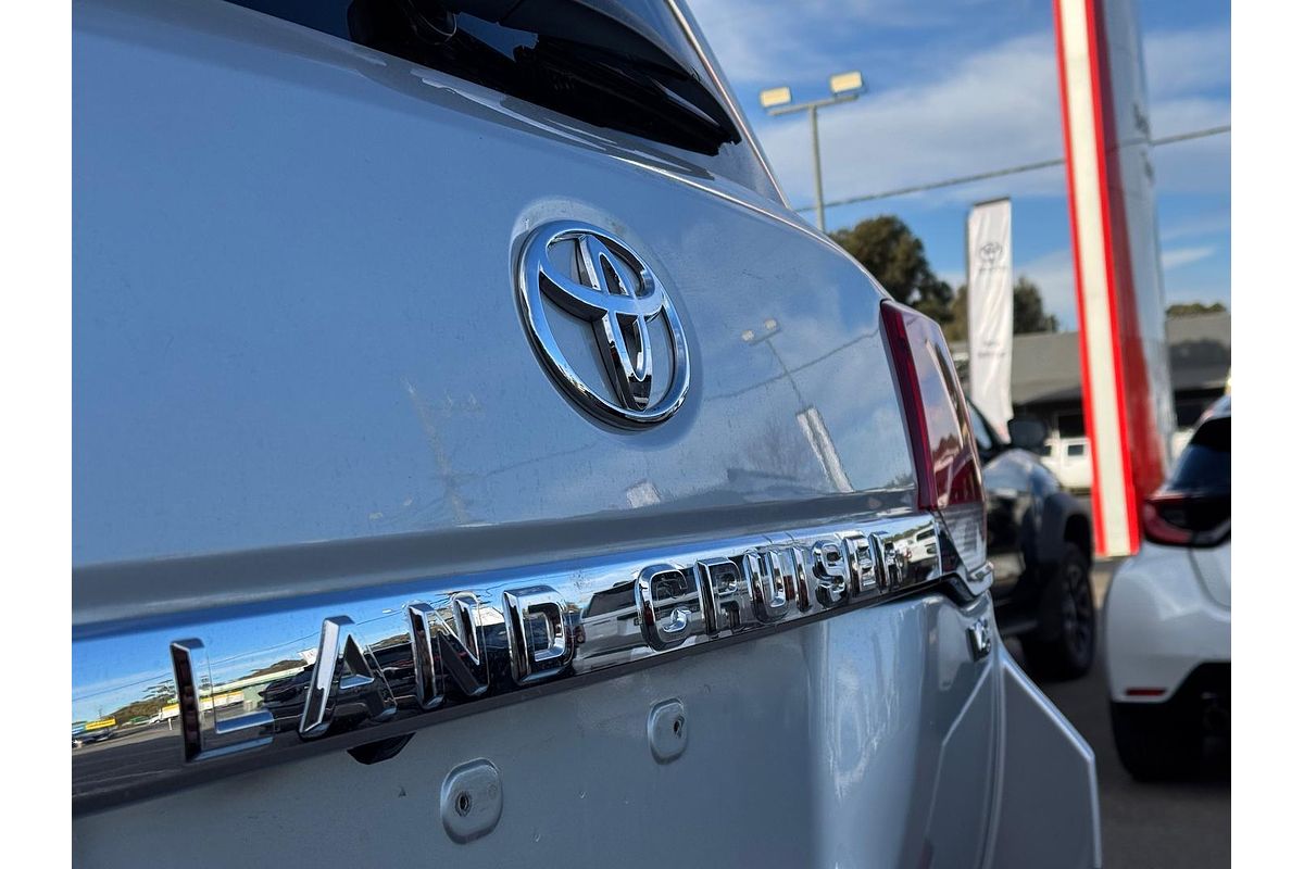 2016 Toyota Landcruiser GXL VDJ200R