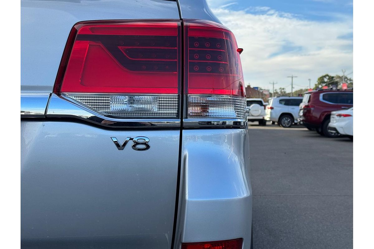2016 Toyota Landcruiser GXL VDJ200R