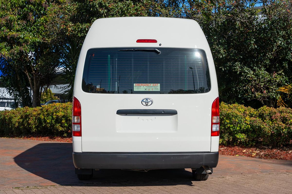 2017 Toyota Hiace Commuter KDH223R
