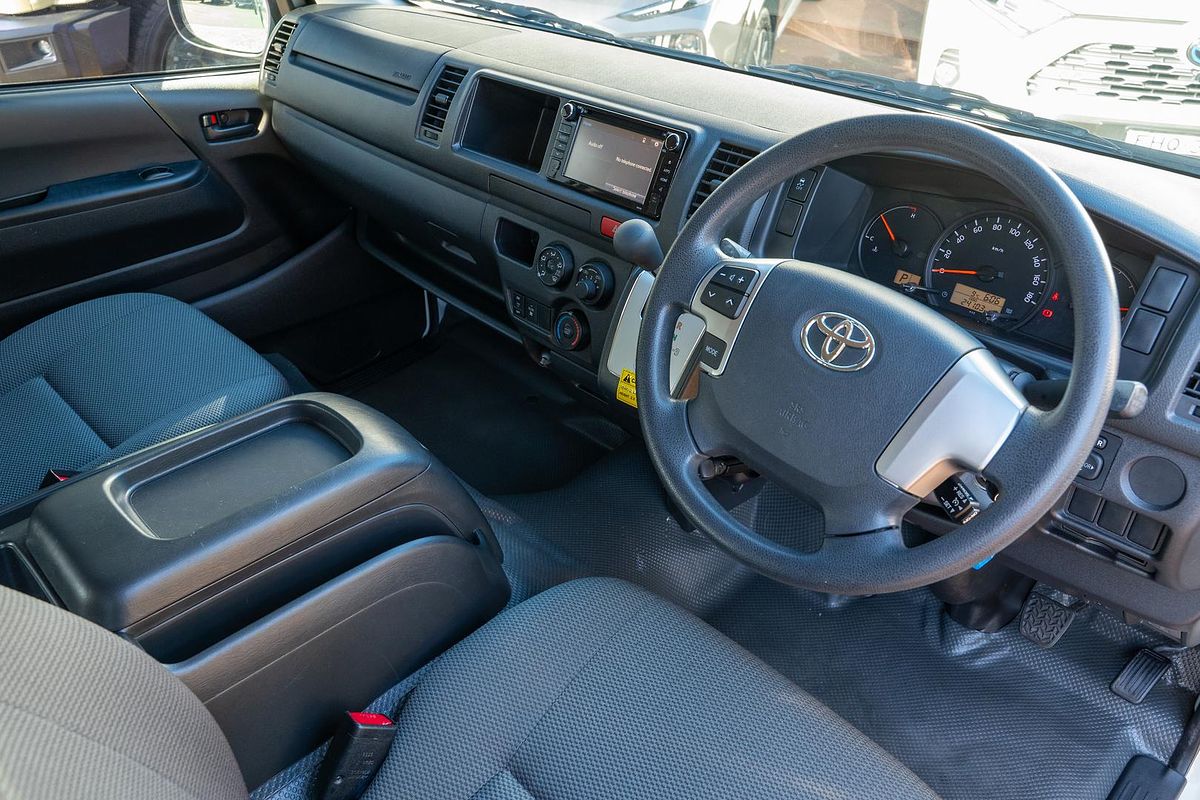 2017 Toyota Hiace Commuter KDH223R