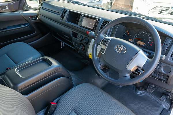 2017 Toyota Hiace Commuter KDH223R